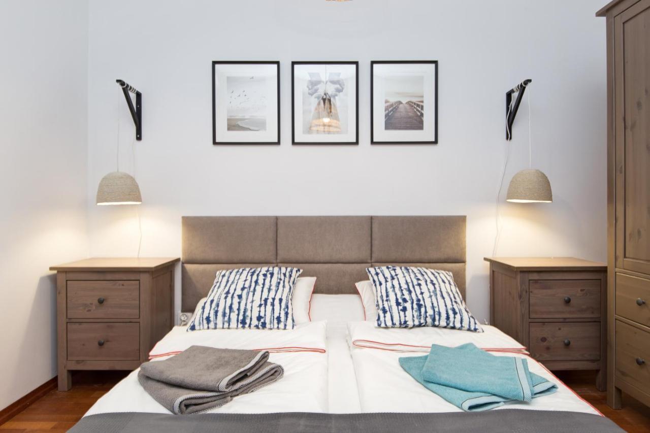Apartament Nadmorski Dwor 格但斯克 外观 照片